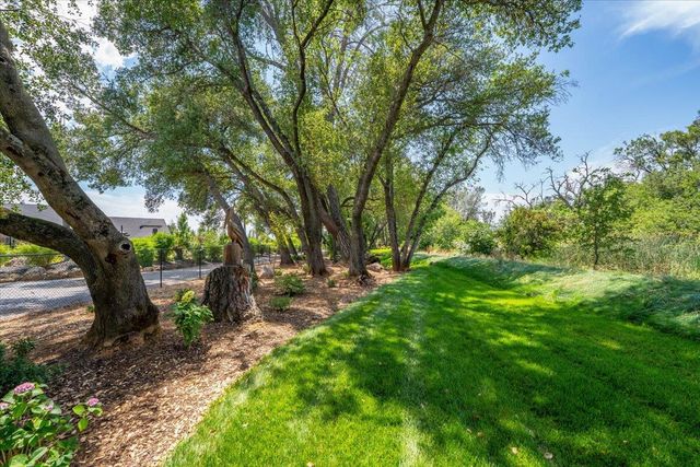 19580 Mockingbird Lane, Redding, CA 96002