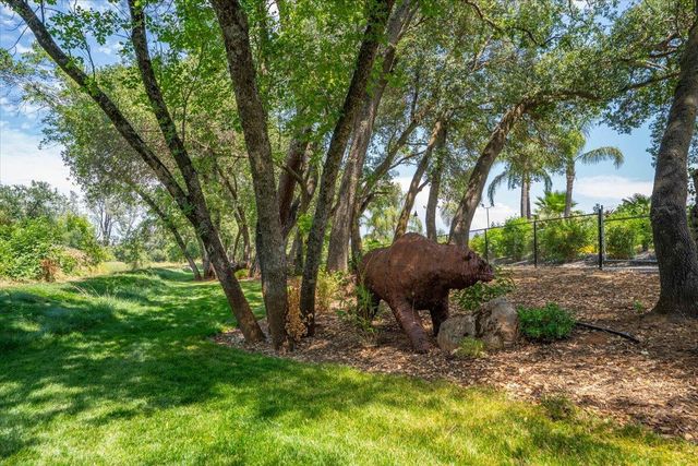 19580 Mockingbird Lane, Redding, CA 96002