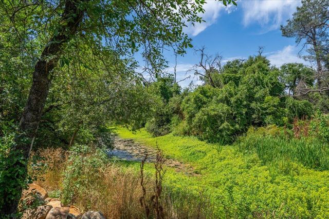19580 Mockingbird Lane, Redding, CA 96002