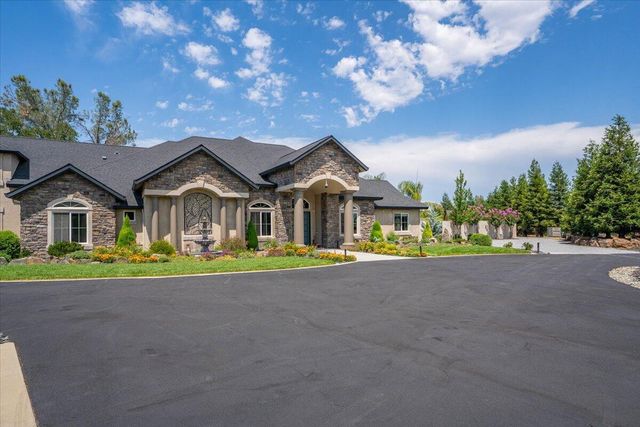 19580 Mockingbird Lane, Redding, CA 96002