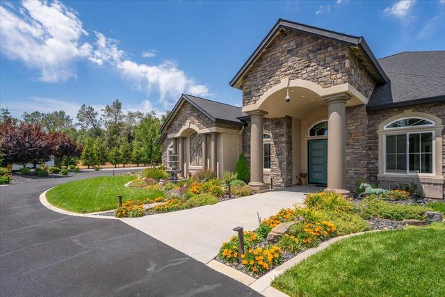 19580 Mockingbird Lane, Redding, CA 96002
