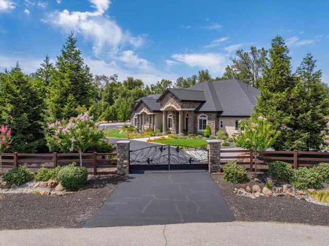 19580 Mockingbird Lane, Redding, CA 96002