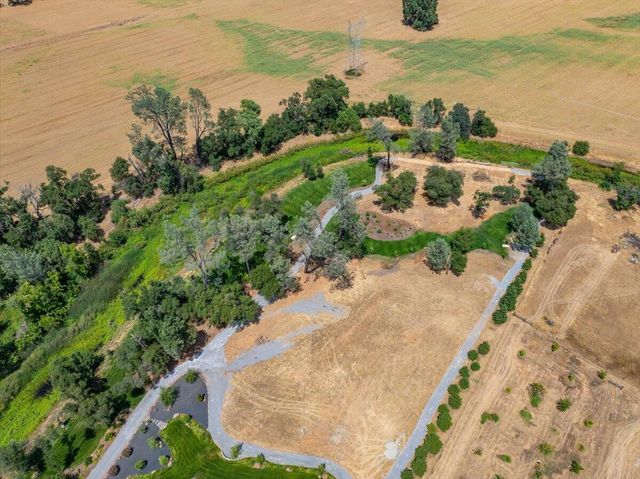 19580 Mockingbird Lane, Redding, CA 96002