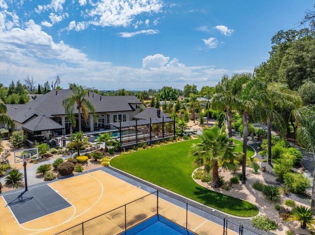 19580 Mockingbird Lane, Redding, CA 96002