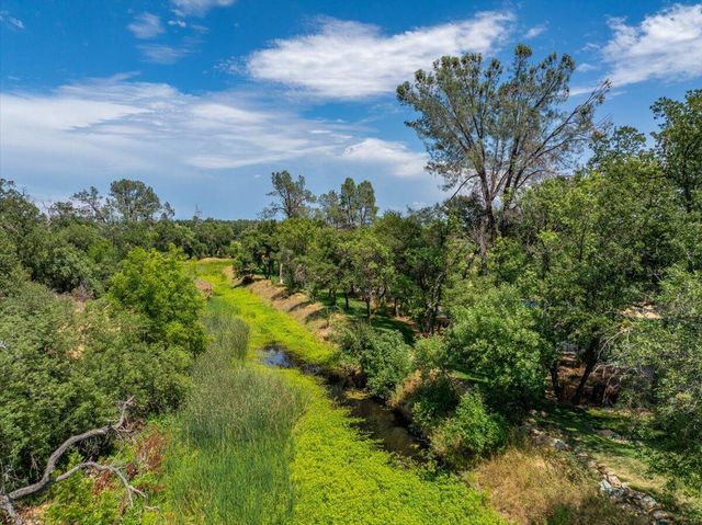 19580 Mockingbird Lane, Redding, CA 96002