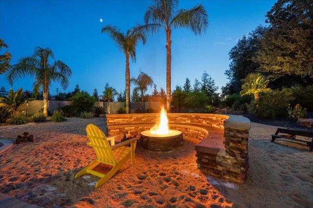 19580 Mockingbird Lane, Redding, CA 96002