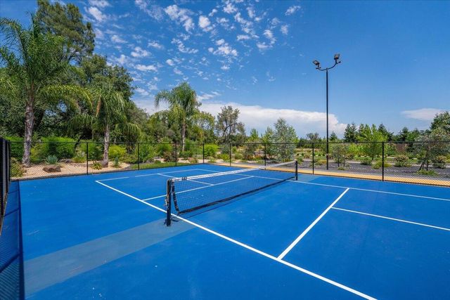 19580 Mockingbird Lane, Redding, CA 96002