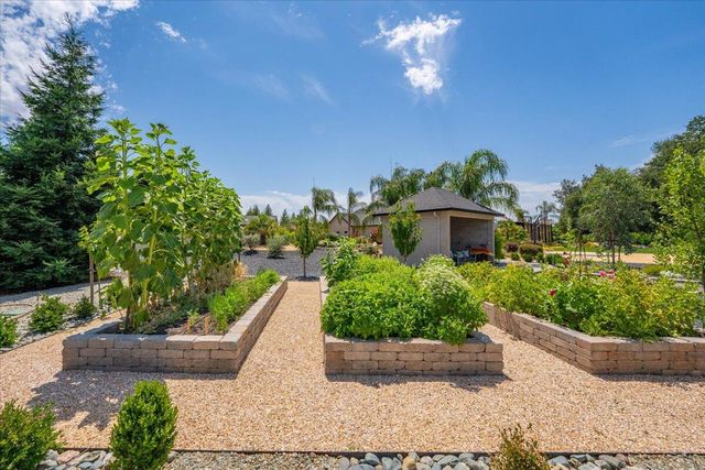 19580 Mockingbird Lane, Redding, CA 96002