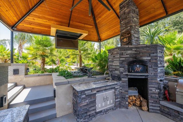 19580 Mockingbird Lane, Redding, CA 96002