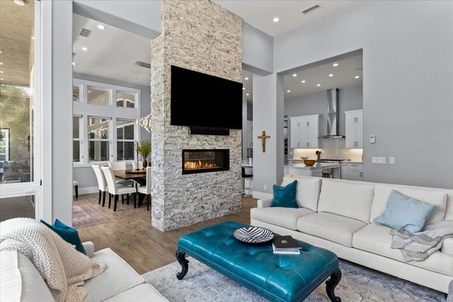 19580 Mockingbird Lane, Redding, CA 96002
