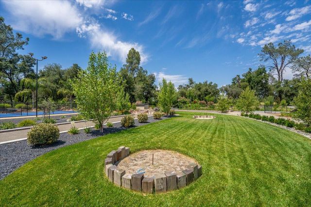 19580 Mockingbird Lane, Redding, CA 96002