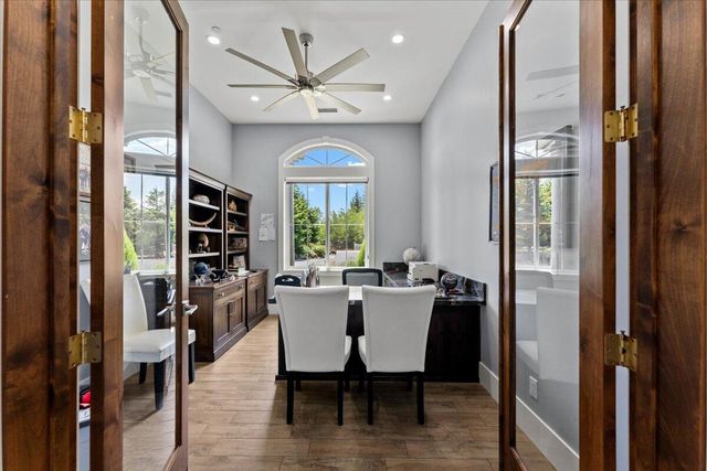 19580 Mockingbird Lane, Redding, CA 96002