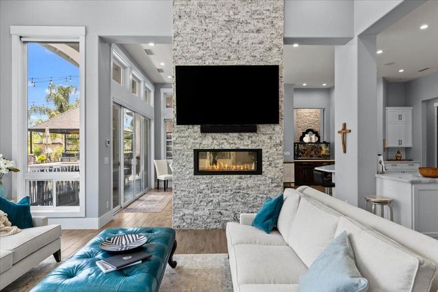 19580 Mockingbird Lane, Redding, CA 96002