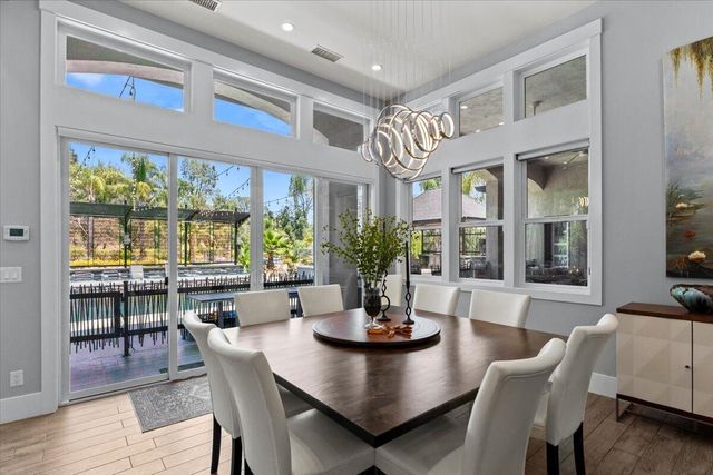 19580 Mockingbird Lane, Redding, CA 96002