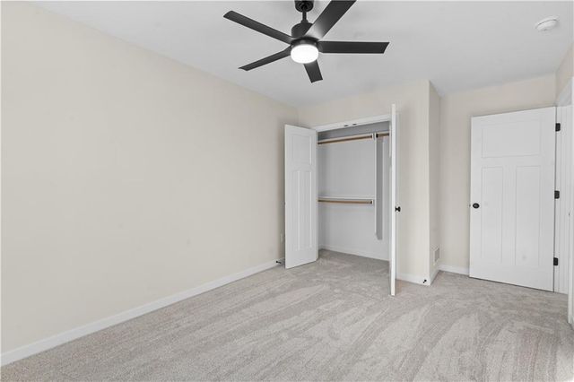 1969 Longview Drive, Liberty, MO 64068