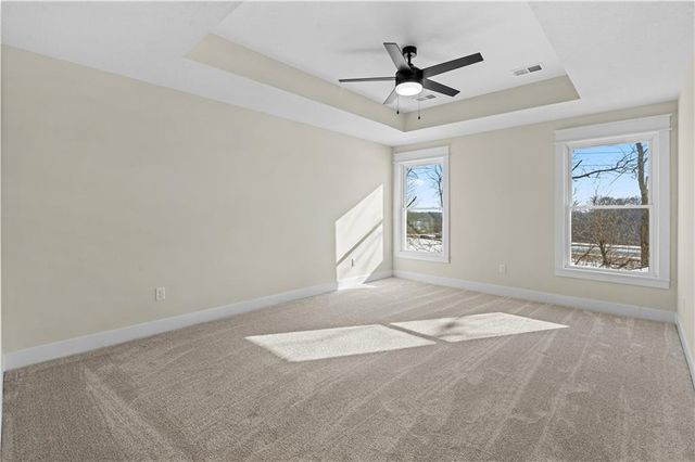 1969 Longview Drive, Liberty, MO 64068