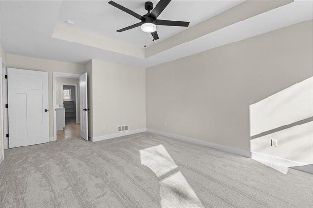 1969 Longview Drive, Liberty, MO 64068