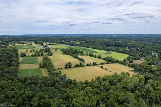 960 Sergeantsville Rd, Delaware Twp., NJ 08559