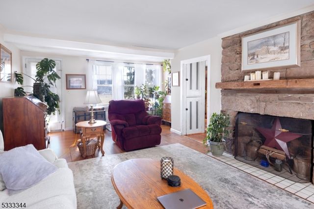 960 Sergeantsville Rd, Delaware Twp., NJ 08559