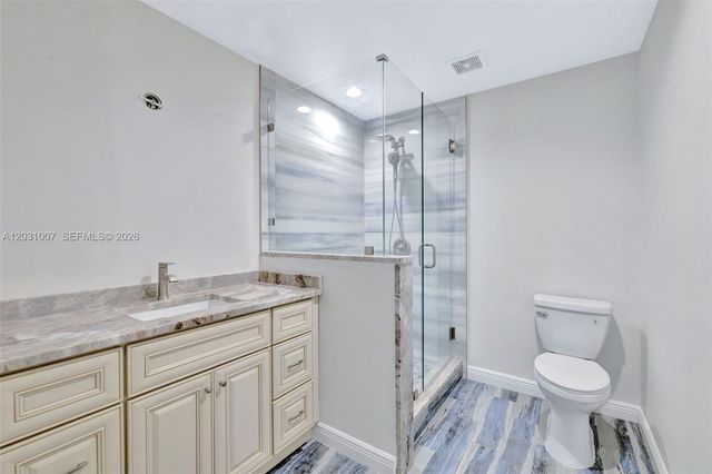 2929 SE Ocean Boulevard F6, Stuart, FL 34996