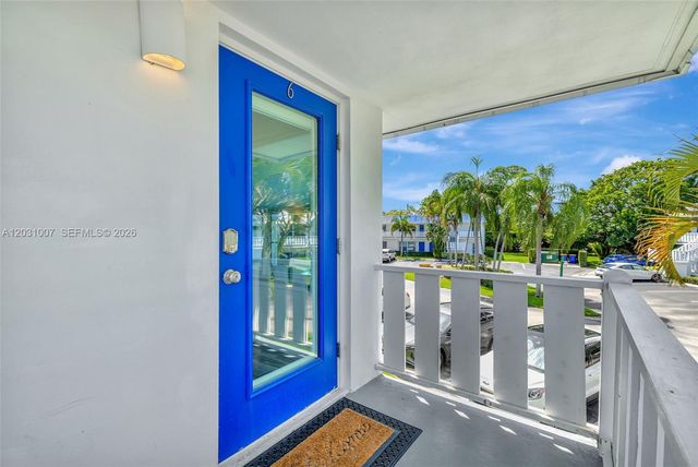 2929 SE Ocean Boulevard F6, Stuart, FL 34996
