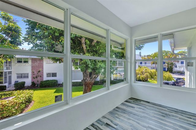 2929 SE Ocean Boulevard F6, Stuart, FL 34996