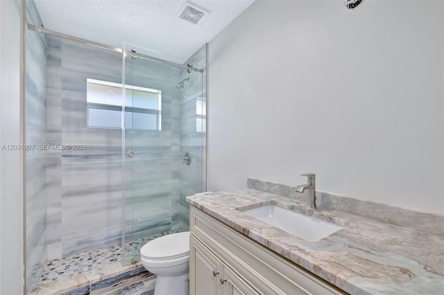 2929 SE Ocean Boulevard F6, Stuart, FL 34996