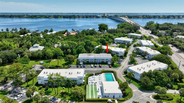 2929 SE Ocean Boulevard F6, Stuart, FL 34996