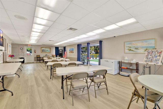 2929 SE Ocean Boulevard F6, Stuart, FL 34996