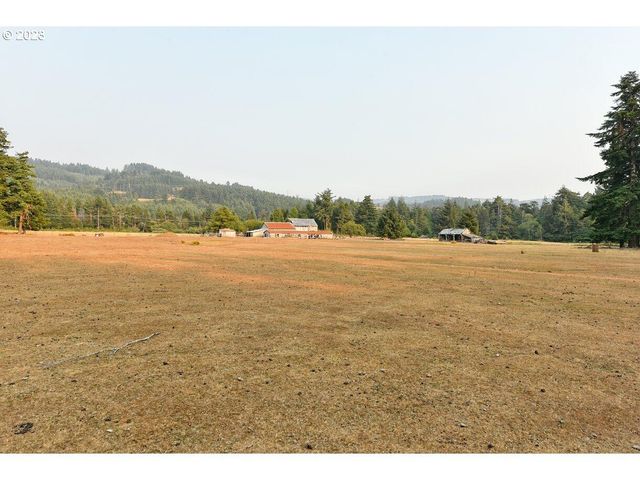 47458 Hwy 101, Langlois, OR 97450