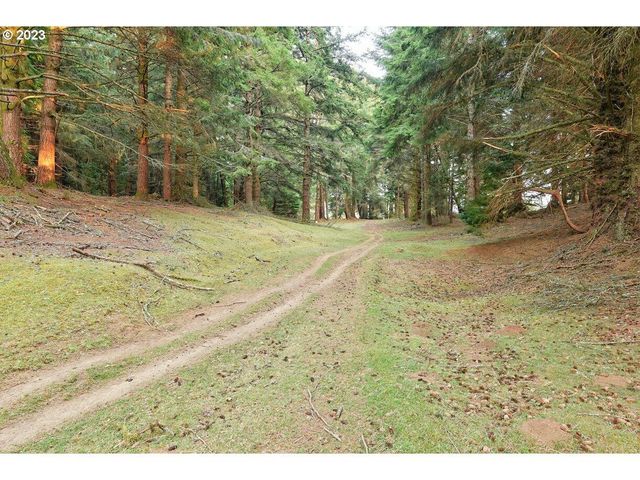 47458 Hwy 101, Langlois, OR 97450