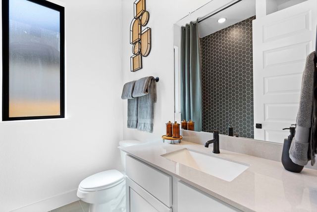 2652 Rainier Drive, Corinth, TX 76210