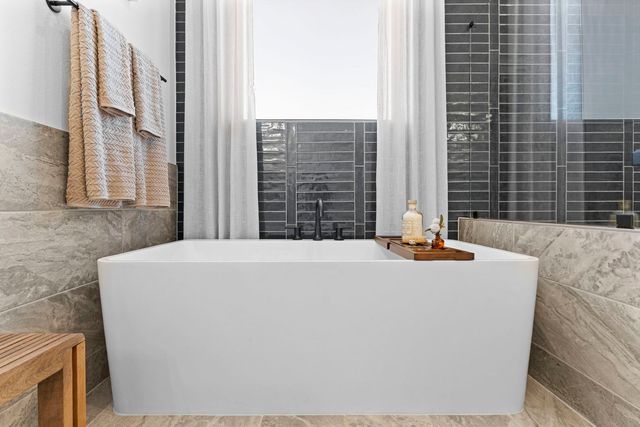 2652 Rainier Drive, Corinth, TX 76210