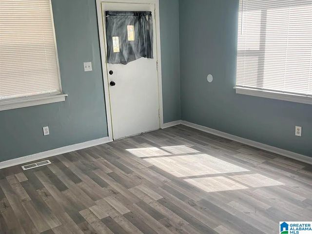 32 14TH COURT W, Birmingham, AL 35204