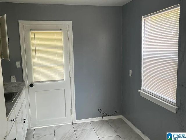 32 14TH COURT W, Birmingham, AL 35204