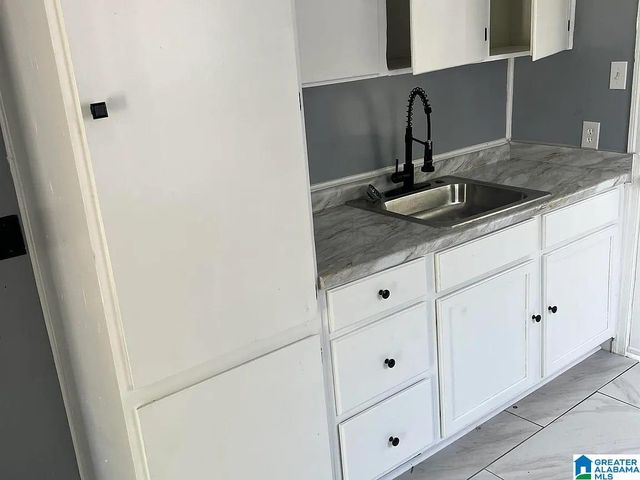 32 14TH COURT W, Birmingham, AL 35204