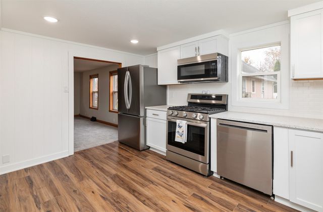 931 Rose Avenue, Des Moines, IA 50315