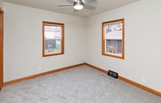 931 Rose Avenue, Des Moines, IA 50315