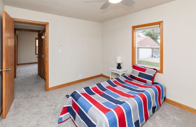 931 Rose Avenue, Des Moines, IA 50315