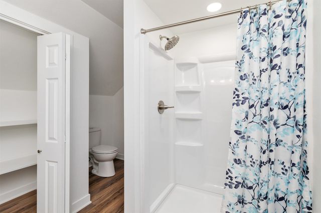 931 Rose Avenue, Des Moines, IA 50315