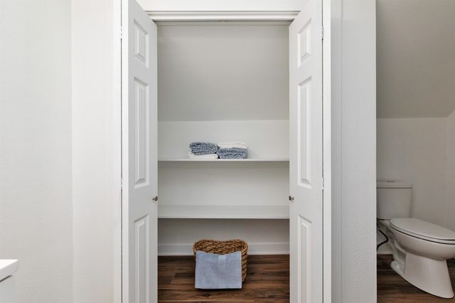 931 Rose Avenue, Des Moines, IA 50315