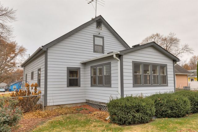 931 Rose Avenue, Des Moines, IA 50315