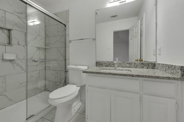 2119 Twin Elms Drive, Arlington, TX 76012