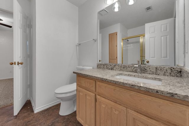 2119 Twin Elms Drive, Arlington, TX 76012