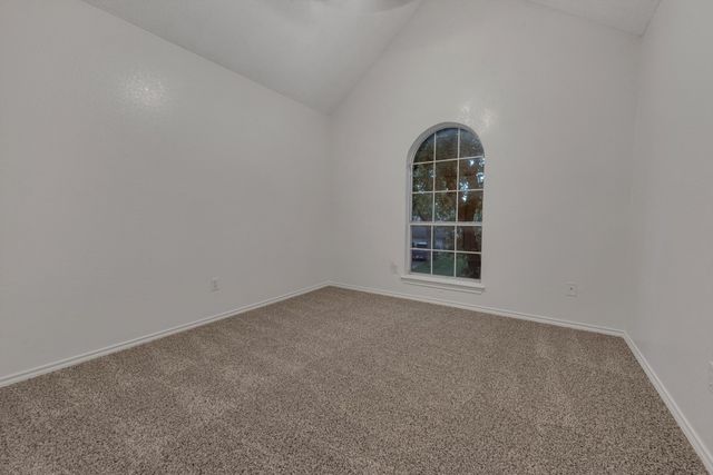 2119 Twin Elms Drive, Arlington, TX 76012