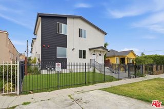 851 E 76th Place, Los Angeles, CA 90001