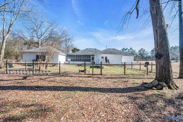 333 County Road 302, Hillsboro, AL 35643