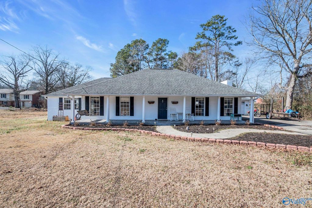 333 County Road 302, Hillsboro, AL 35643