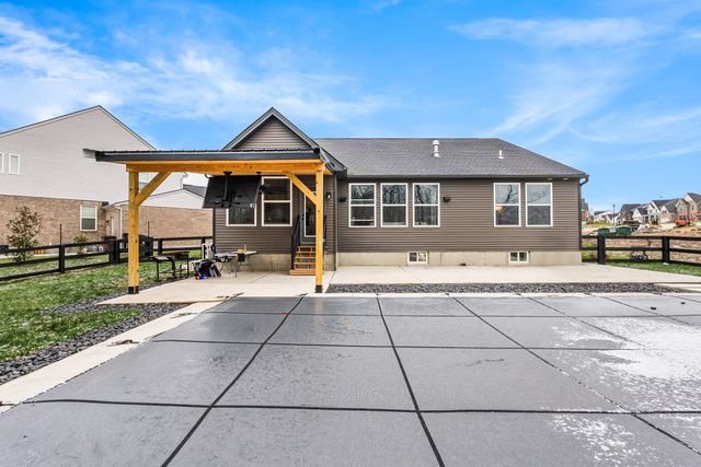 11061 Pinebrook Place, Walton, KY 41094