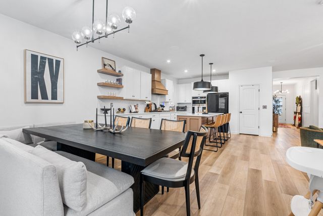 11061 Pinebrook Place, Walton, KY 41094